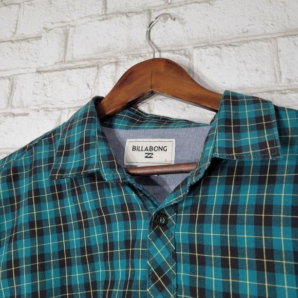 Billabong long sleve flannel print button down - Picture 10 of 14